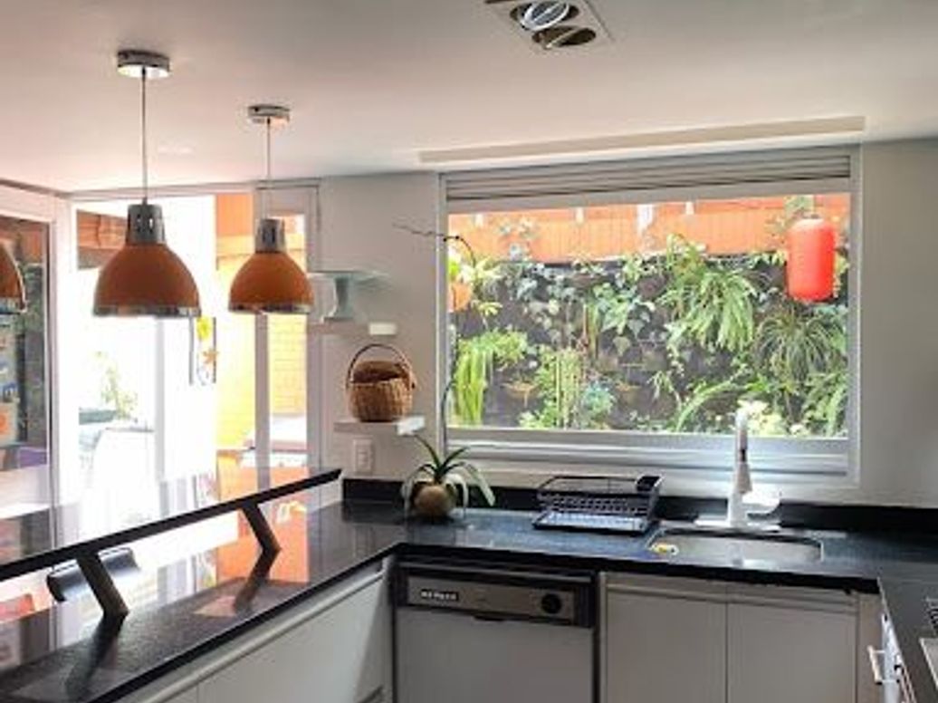 Casa de 4 alcobas en venta en El Contador, Bogotá, 199 m² · foto 13 de 20