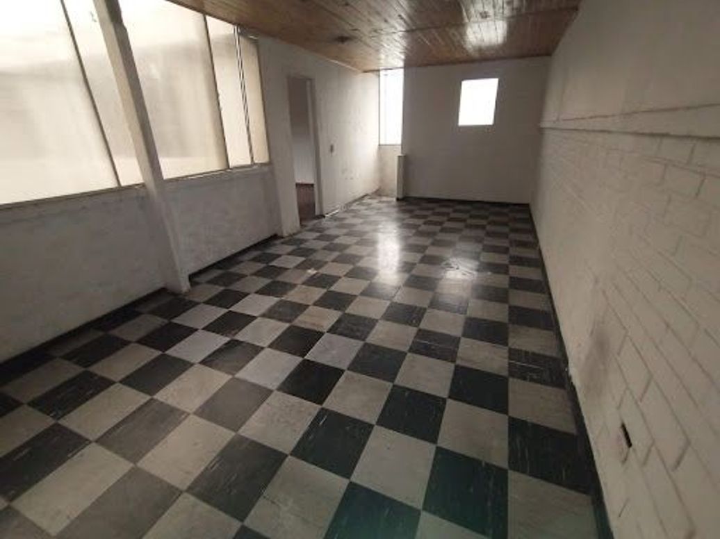 Casa de 10 alcobas en venta en Modelia, Bogotá, 314 m² · foto 5 de 20