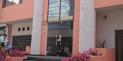 Excelente ubicación, centro comercial reconocido, fáciles vías de acceso. Excelente apartamento para Inversión.