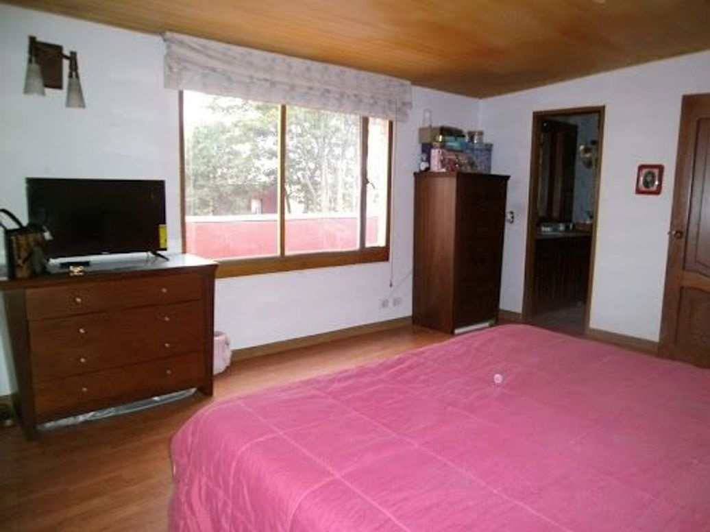 Apartamento de 4 alcobas en venta en Polo Club, Bogotá, 141 m² · foto 12 de 17