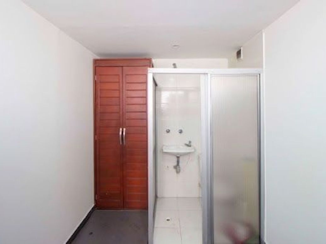 Apartamento de 3 alcobas en venta en Santa Barbara Central, Bogotá, 181 m² · foto 18 de 18