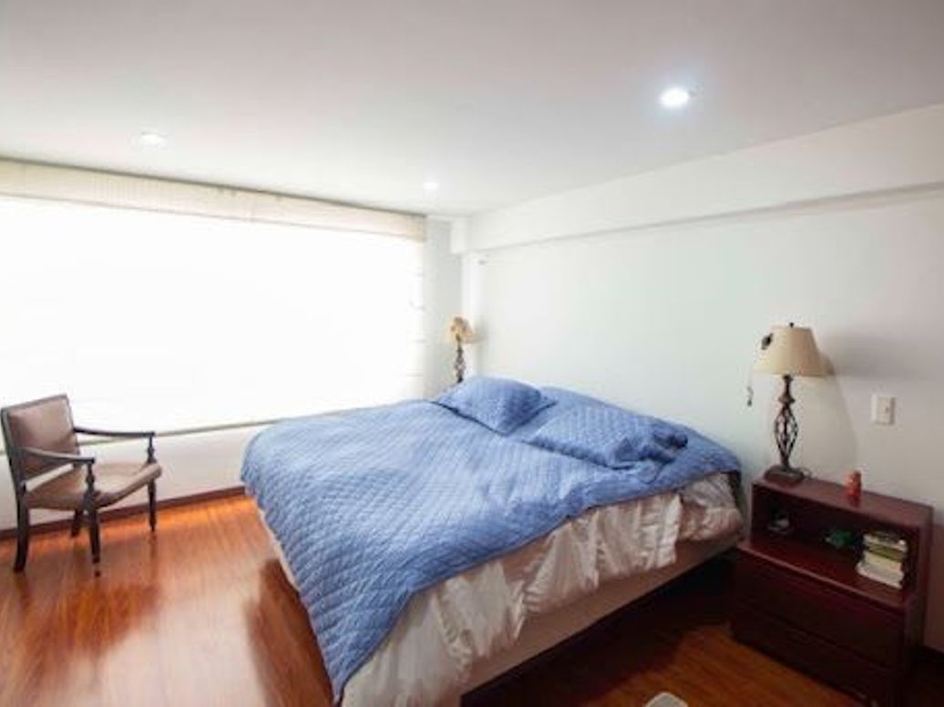 Apartamento de 3 alcobas en venta en Santa Barbara Central, Bogotá, 181 m² · foto 10 de 18