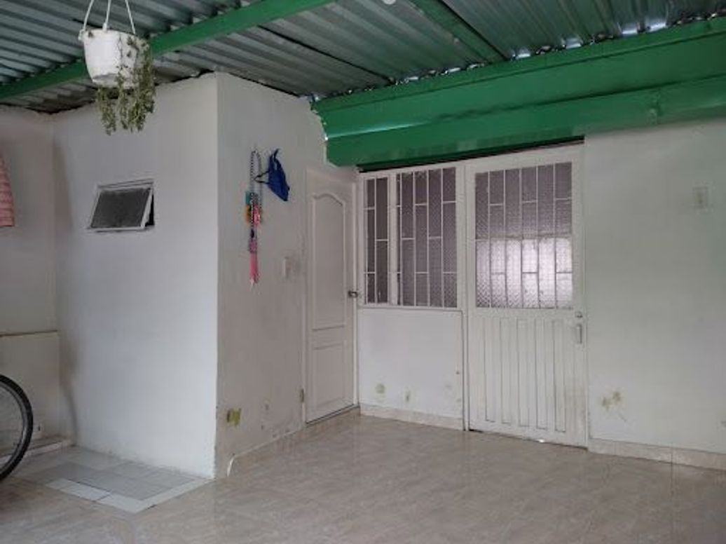Casa de 7 alcobas en venta en Autopista Muzu, Bogotá, 260 m² · foto 8 de 12
