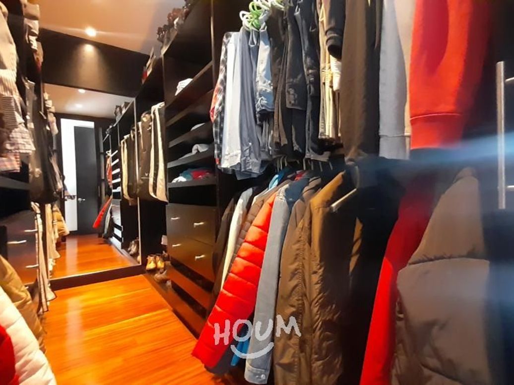 Apartamento de 3 alcobas en venta en Santa Barbara Oriental, Bogotá, 182 m² · foto 5 de 20