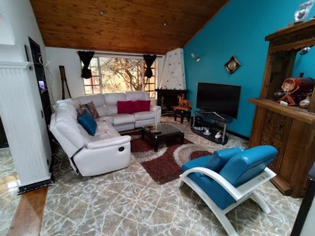 Casa de 4 alcobas en venta en Urbanización Bavaria Castilla, Bogotá, 249 m² · foto 12 de 20