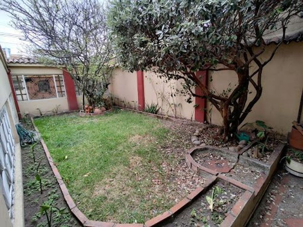 Casa de 4 alcobas en venta en Urbanización Bavaria Castilla, Bogotá, 249 m² · foto 4 de 20