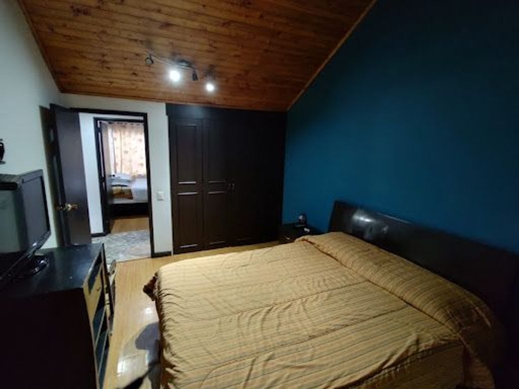 Casa de 4 alcobas en venta en Urbanización Bavaria Castilla, Bogotá, 249 m² · foto 18 de 20