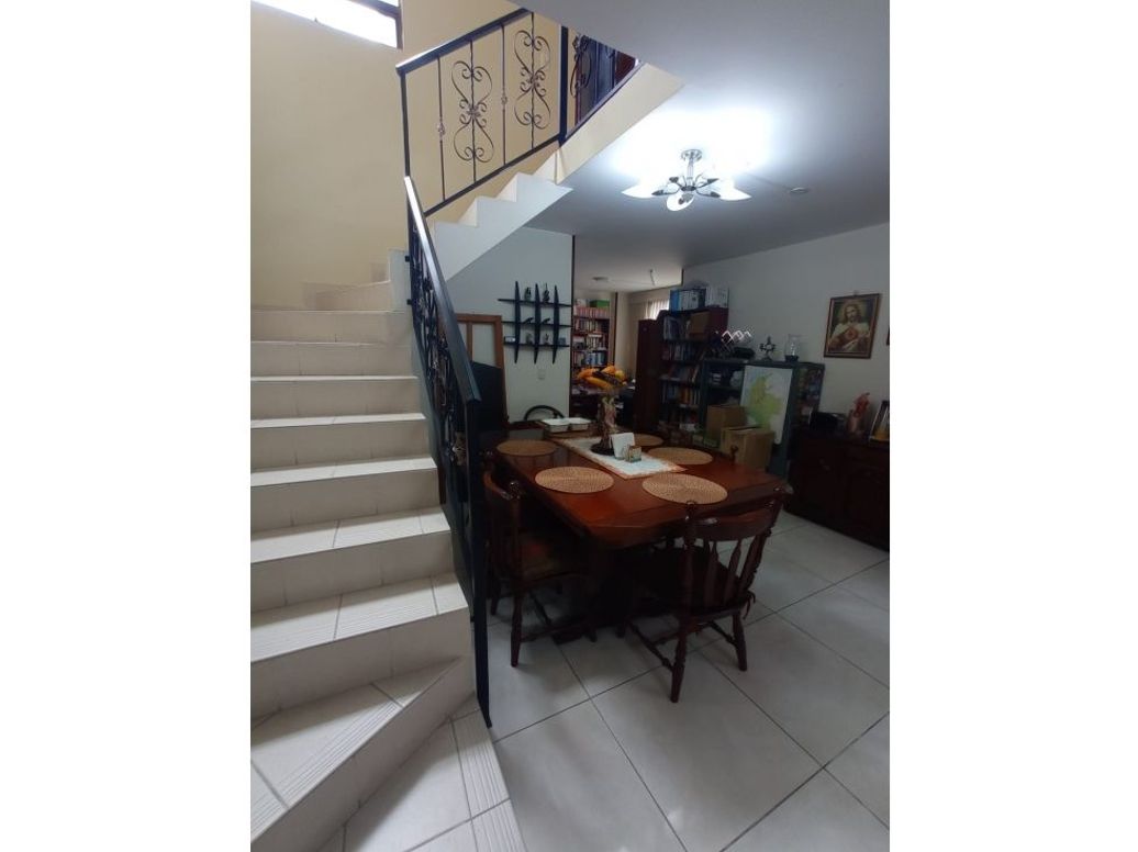 Casa de 3 alcobas en venta en Villemar, Bogotá, 110 m² · foto 4 de 20