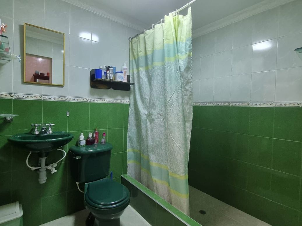Casa de 8 alcobas en venta en Tindalito Et. I, Bogotá, 199 m² · foto 3 de 20