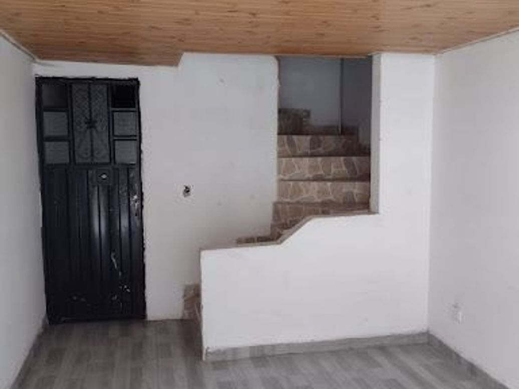 Casa de 6 alcobas en venta en Lombardía, Bogotá, 144 m² · foto 7 de 20