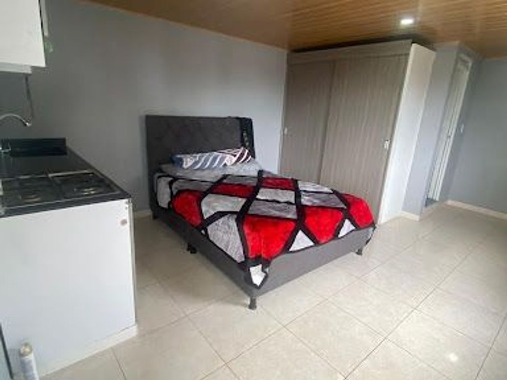 Casa de 6 alcobas en venta en Lombardía, Bogotá, 144 m² · foto 14 de 20