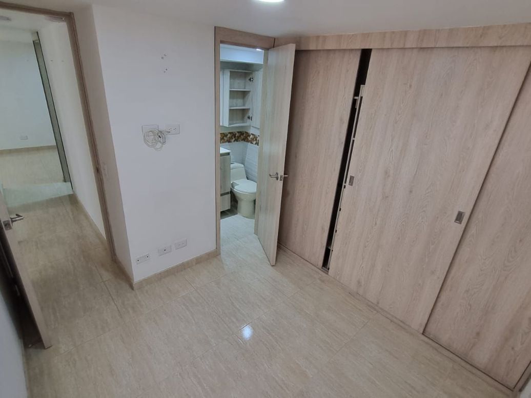 Apartamento de 3 alcobas en venta en Alameda, Bogotá, 48 m² · foto 3 de 20
