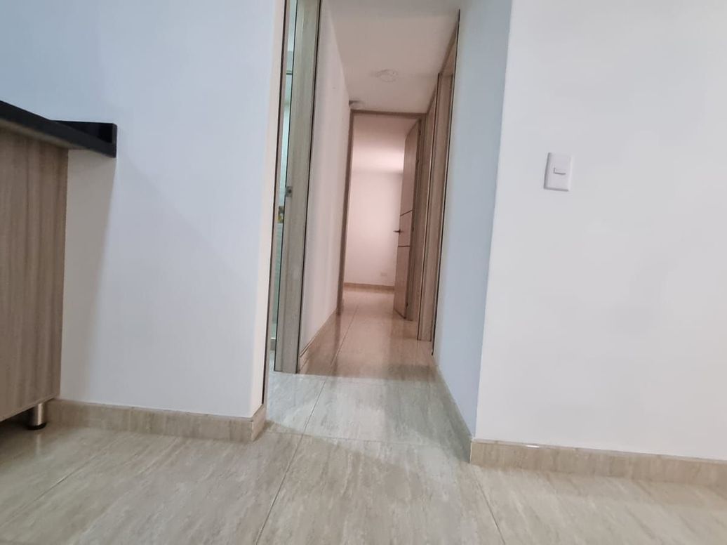 Apartamento de 3 alcobas en venta en Alameda, Bogotá, 48 m² · foto 5 de 20