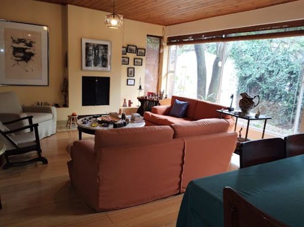 Casa de 4 alcobas en venta en Nuevo Country, Bogotá, 275 m² · foto 3 de 11