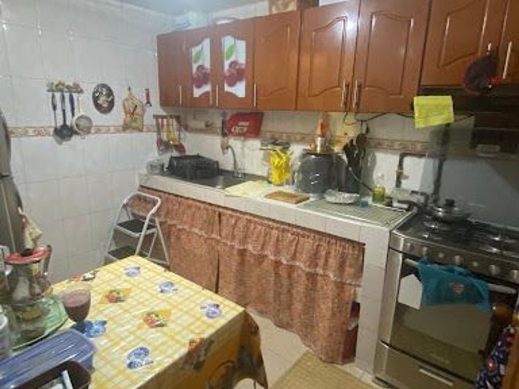 Casa de 6 alcobas en venta en La Clarita, Bogotá, 350 m² · foto 7 de 20