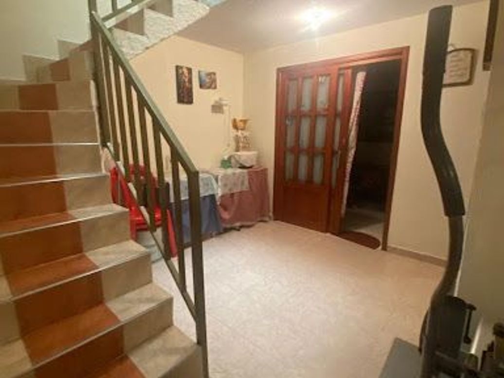 Casa de 6 alcobas en venta en La Clarita, Bogotá, 350 m² · foto 11 de 20