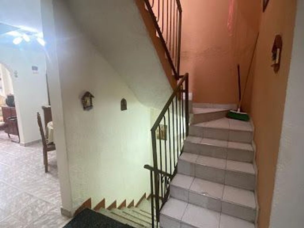 Casa de 6 alcobas en venta en La Clarita, Bogotá, 350 m² · foto 10 de 20