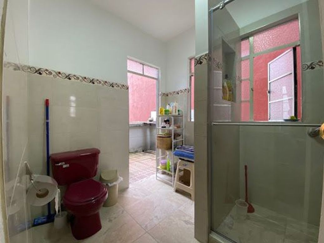 Casa de 7 alcobas en venta en Chapinero Alto, Bogotá, 330 m² · foto 14 de 20