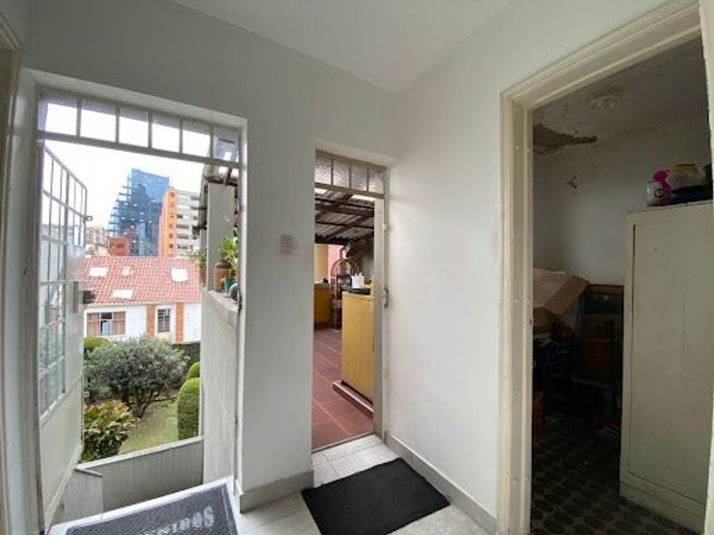 Casa de 7 alcobas en venta en Chapinero Alto, Bogotá, 330 m² · foto 18 de 20