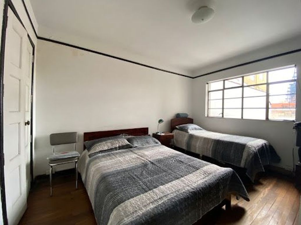 Casa de 7 alcobas en venta en Chapinero Alto, Bogotá, 330 m² · foto 8 de 20
