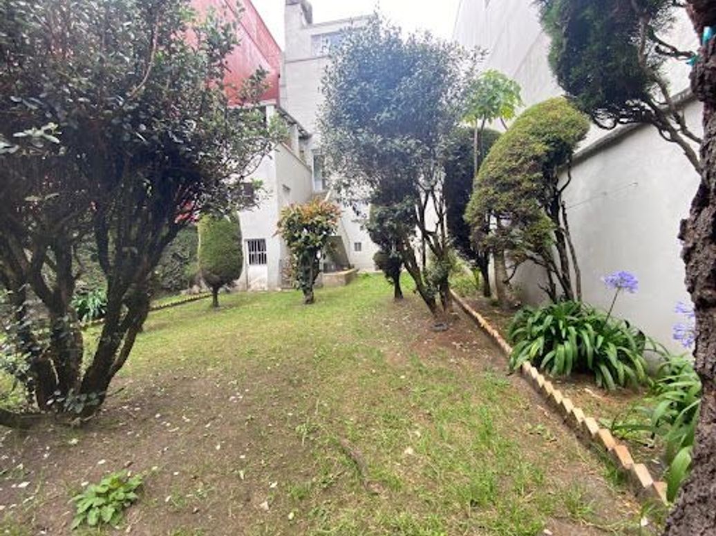 Casa de 7 alcobas en venta en Chapinero Alto, Bogotá, 330 m² · foto 20 de 20