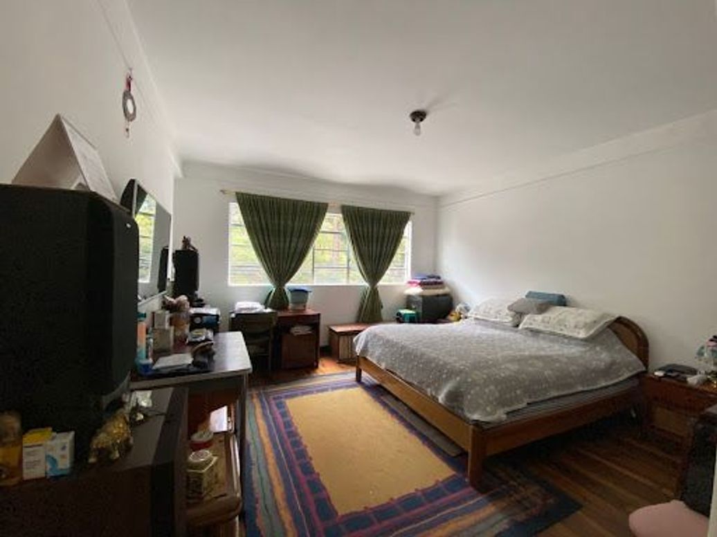 Casa de 7 alcobas en venta en Chapinero Alto, Bogotá, 330 m² · foto 10 de 20