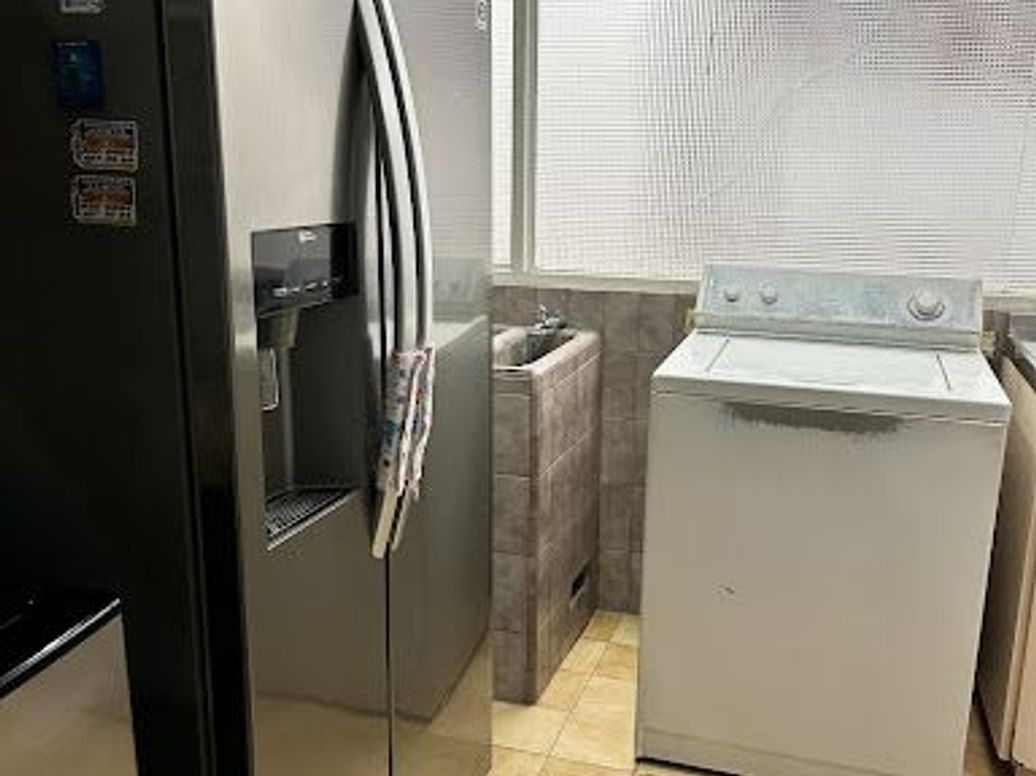 Apartamento de 3 alcobas en venta en Molinos Norte, Bogotá, 130 m² · foto 8 de 20