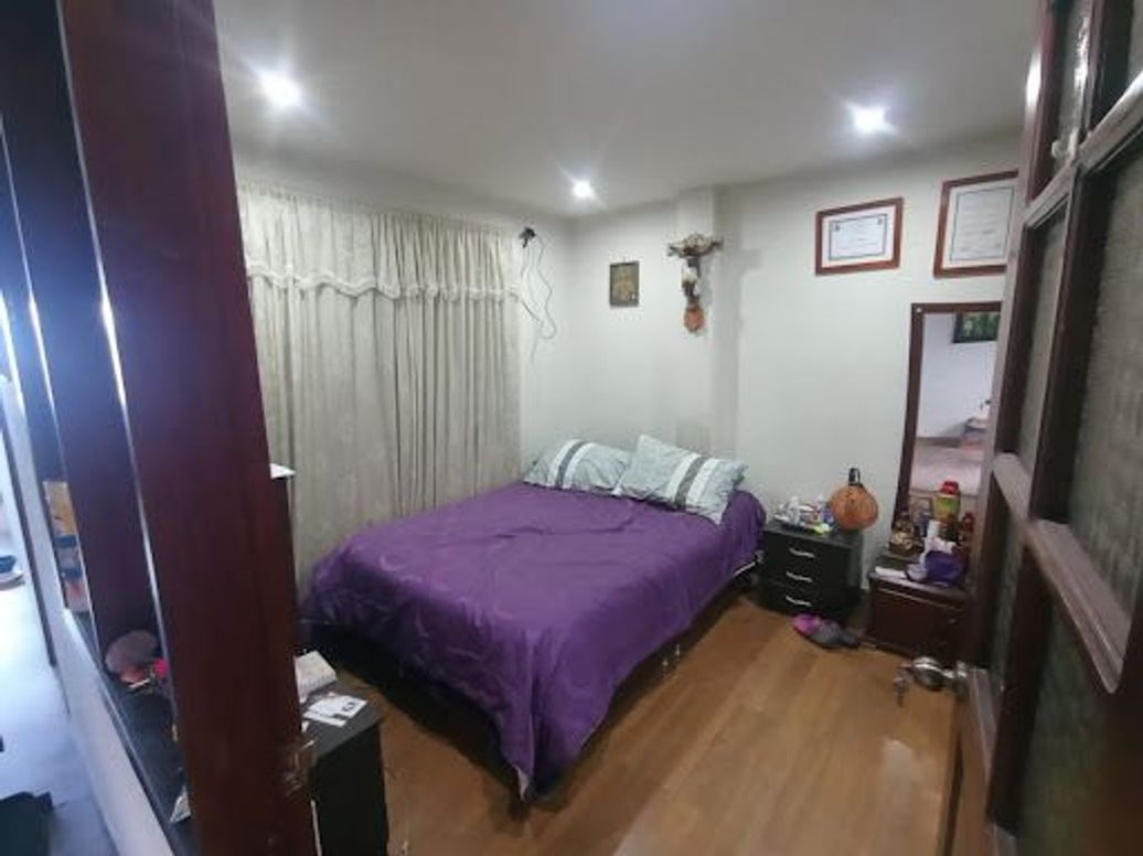 Casa de 7 alcobas en venta en Villa Constanza, Bogotá, 280 m² · foto 15 de 20