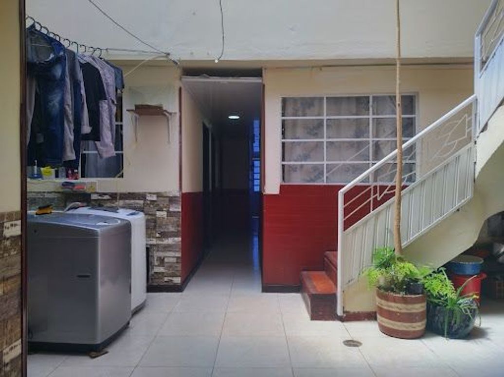 Casa de 8 alcobas en venta en Fátima, Bogotá, 300 m² · foto 9 de 20