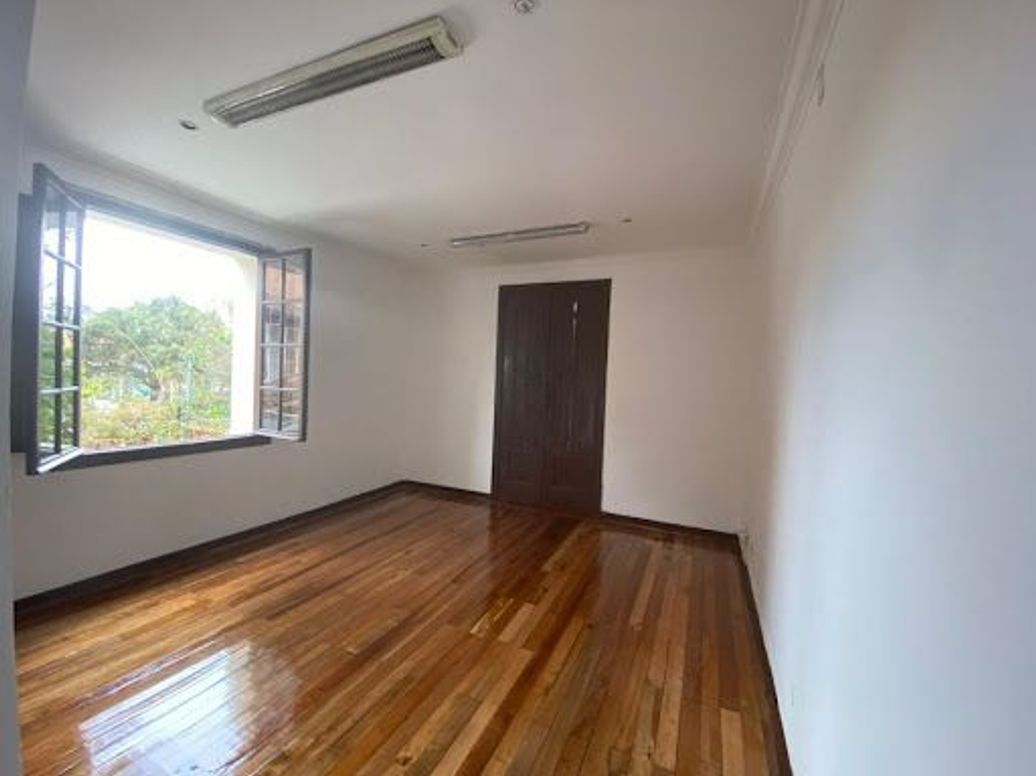 Casa de 14 alcobas en venta en La Magdalena, Bogotá, 844 m² · foto 4 de 20