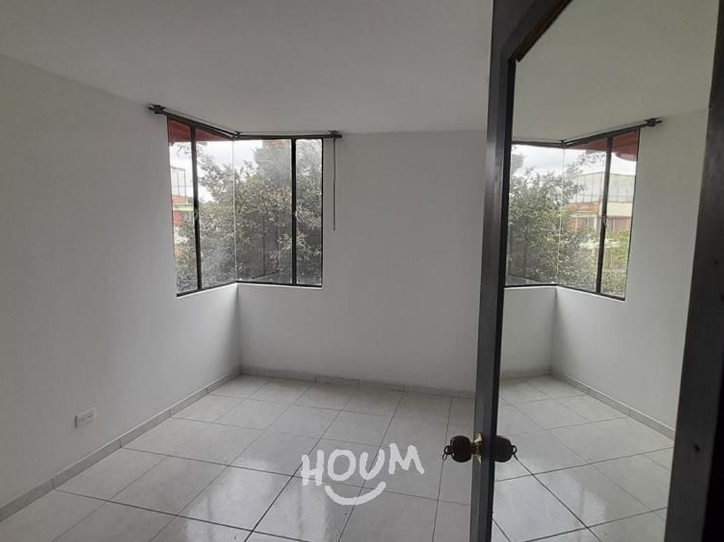 Apartamento de 3 alcobas en venta en Ub. Sabana De Tibabuyes, Bogotá, 63 m² · foto 2 de 20