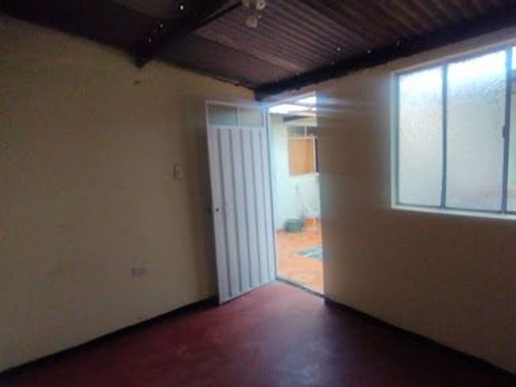 Casa de 9 alcobas en venta en Alqueria, Bogotá, 84 m² · foto 17 de 20