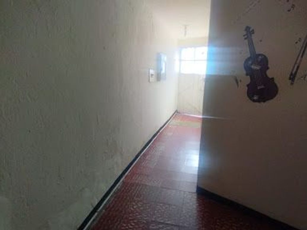 Casa de 9 alcobas en venta en Alqueria, Bogotá, 84 m² · foto 2 de 20