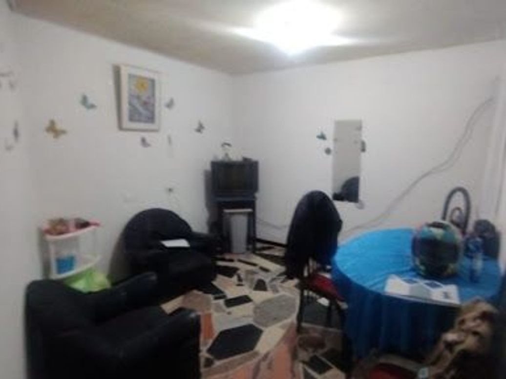 Casa de 9 alcobas en venta en Alqueria, Bogotá, 84 m² · foto 19 de 20