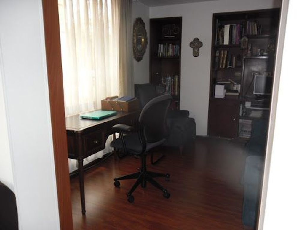 Apartamento de 3 alcobas en venta en Chico, Bogotá, 158 m² · foto 5 de 20
