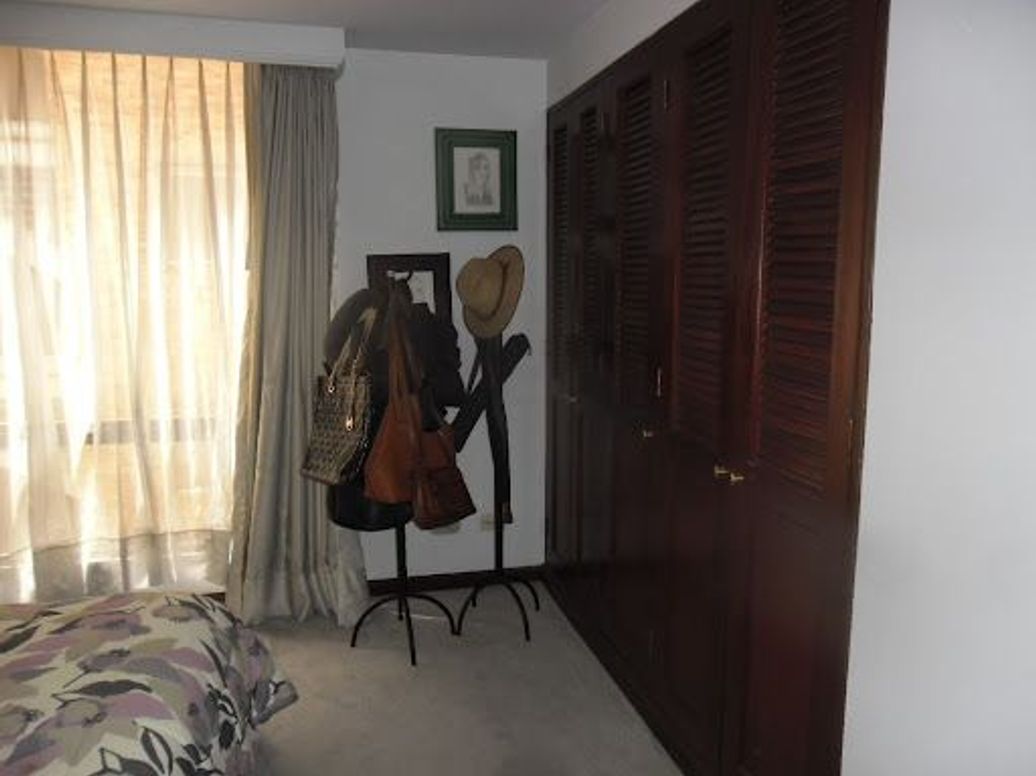 Apartamento de 3 alcobas en venta en Chico, Bogotá, 158 m² · foto 17 de 20