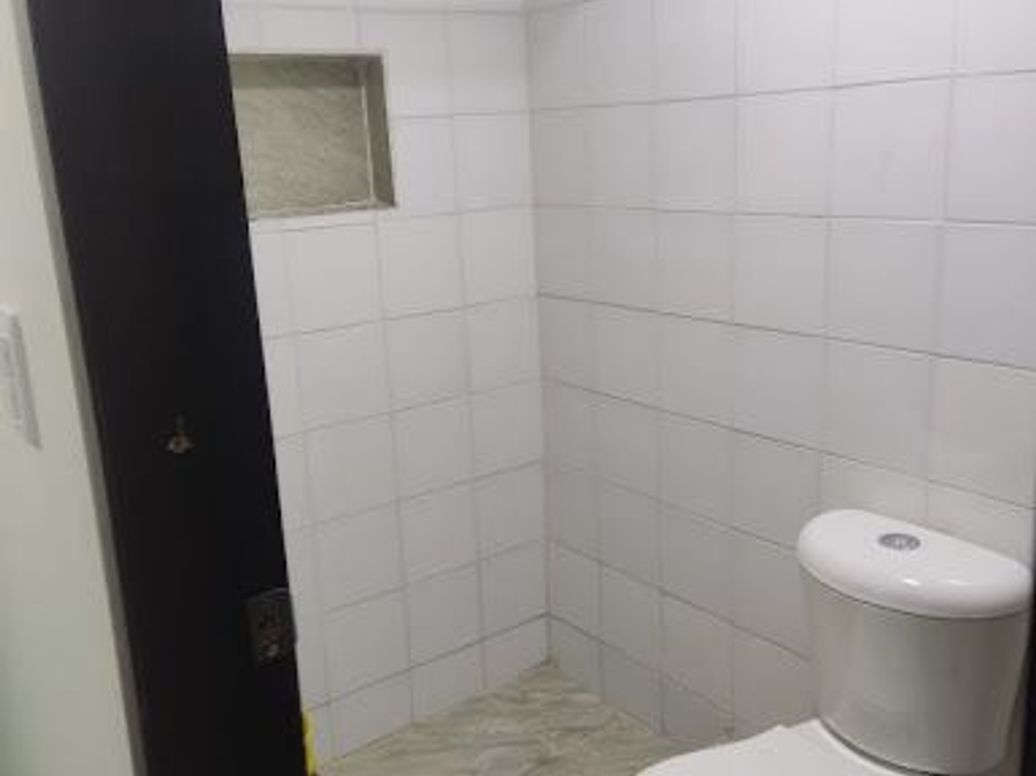 Casa de 12 alcobas en venta en Villa De La Loma, Bogotá, 282 m² · foto 5 de 20