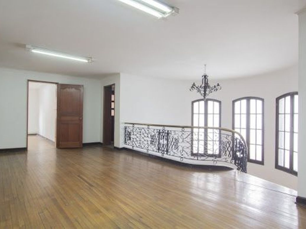 Casa de 10 alcobas en venta en Palermo, Bogotá, 900 m² · foto 2 de 20