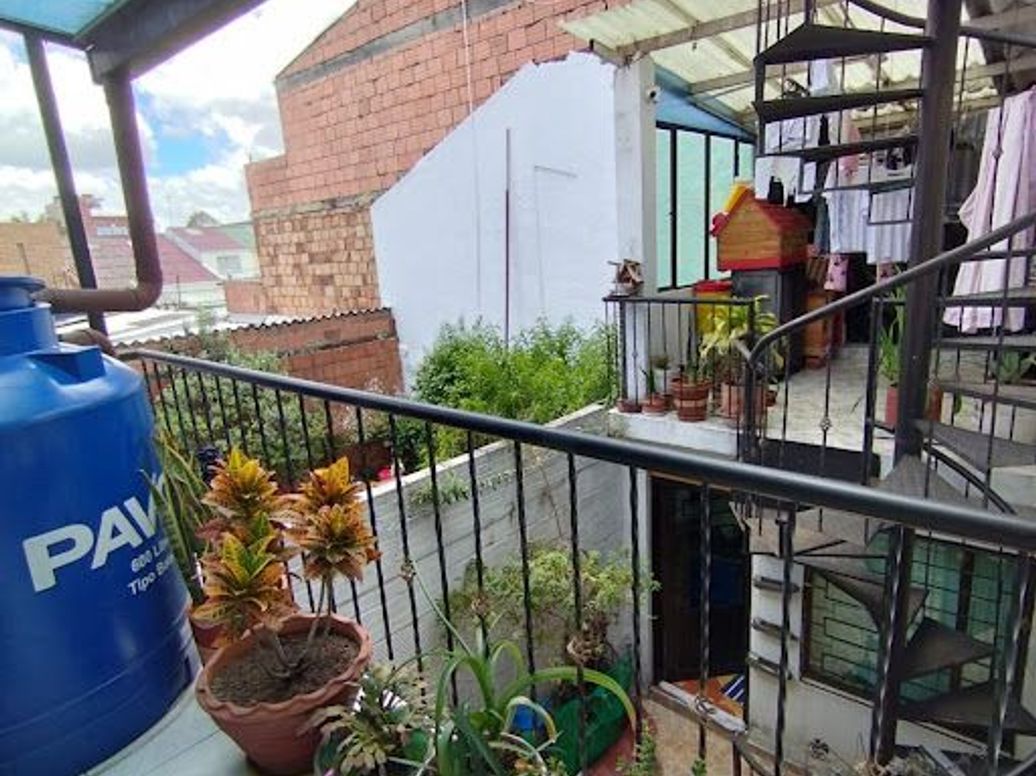 Casa de 4 alcobas en venta en Mandalay 1, Bogotá, 67 m² · foto 17 de 17