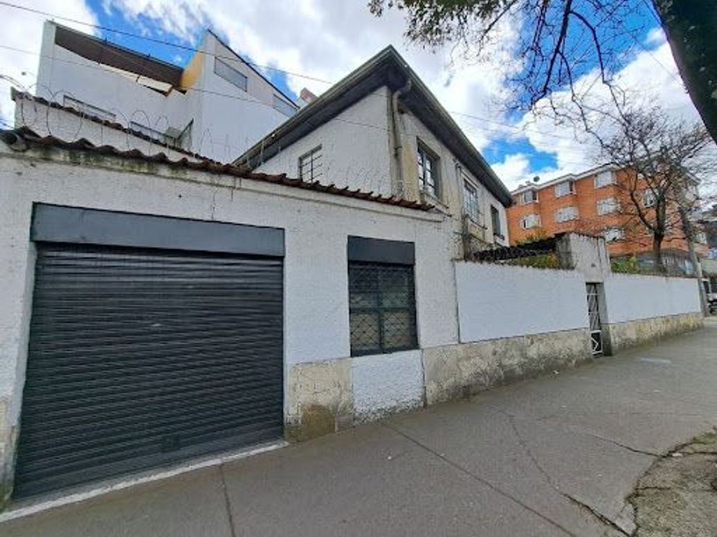 Casa de 5 alcobas en venta en Barrios Unidos, Bogotá, 306 m² · foto 3 de 20