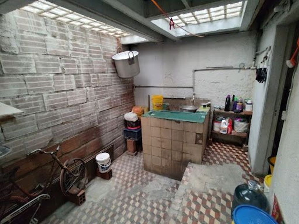 Casa de 5 alcobas en venta en Barrios Unidos, Bogotá, 306 m² · foto 15 de 20