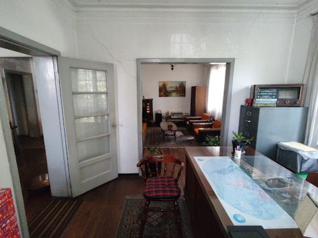 Casa de 5 alcobas en venta en Barrios Unidos, Bogotá, 306 m² · foto 9 de 20