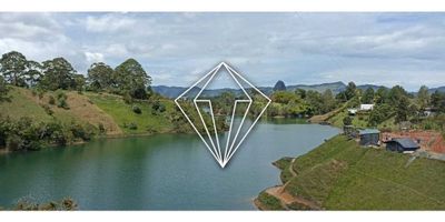 Lote en venta en zona de embalse, pertenece al peñol, con acceso a la represa, sector exclusivo y tradicional con cercania a diferentes puntos de servicios. Entorno natural con hermosos paisajes naturales. Este es un lugar especial donde puedes construir la casa de tus sueños.

Grupo VABAIT S.A.S
