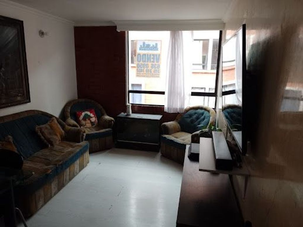 Apartamento de 3 alcobas en venta en Vereda Suba Rincón, Bogotá, 46 m² · foto 2 de 20