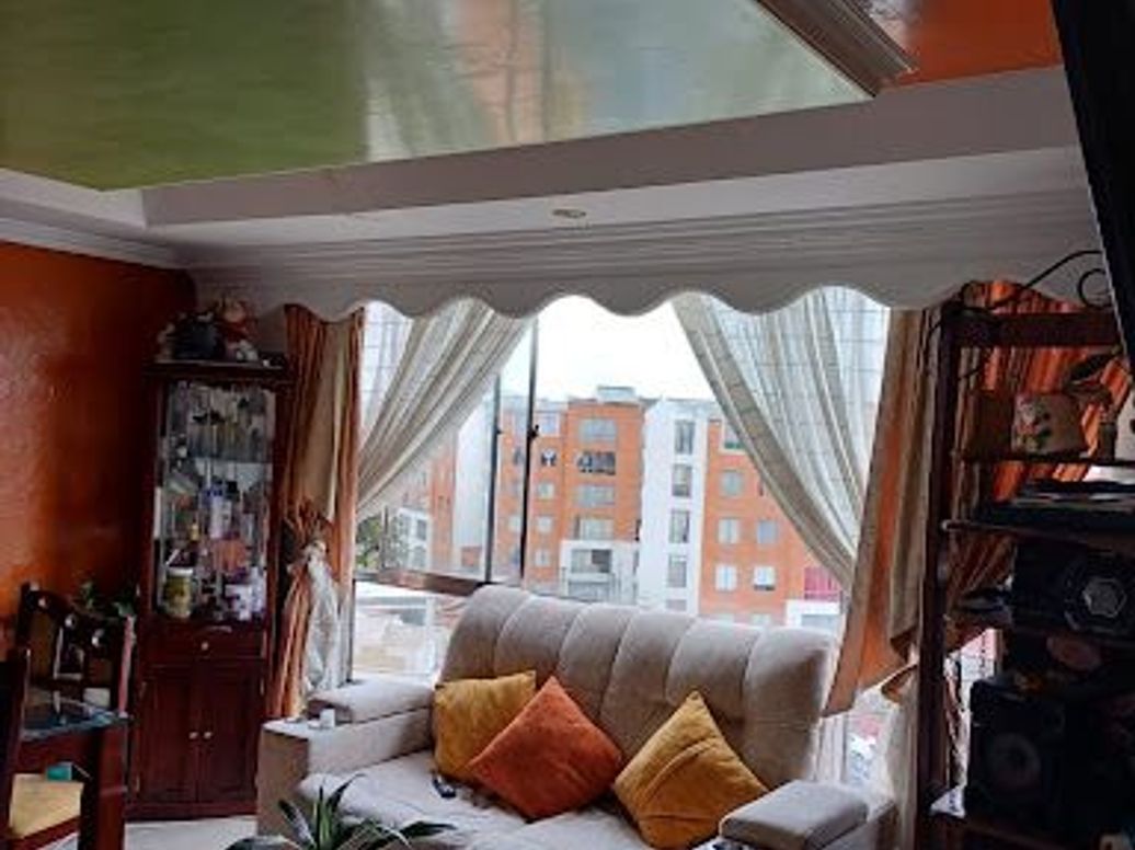 Apartamento de 3 alcobas en venta en Tintala, Bogotá, 62 m² · foto 3 de 12