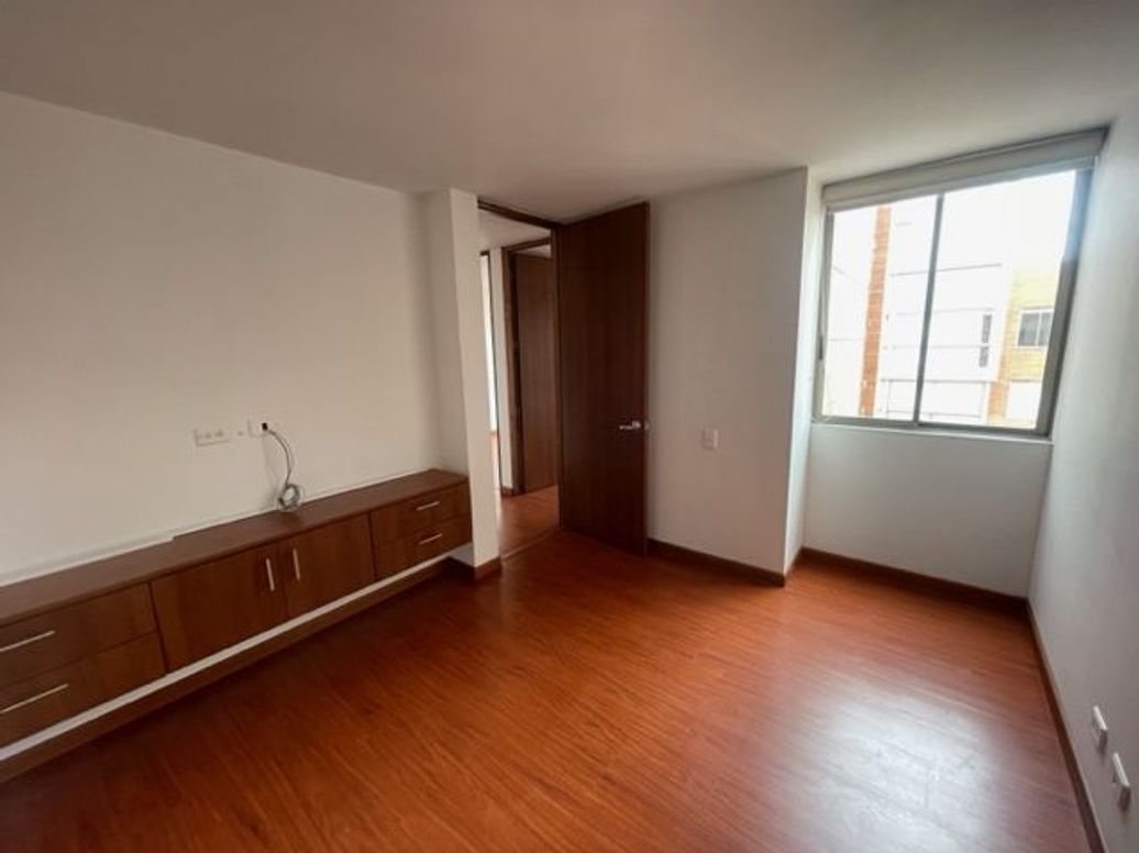 Apartamento de 3 alcobas en venta en La Felicidad, Bogotá, 75 m² · foto 19 de 20
