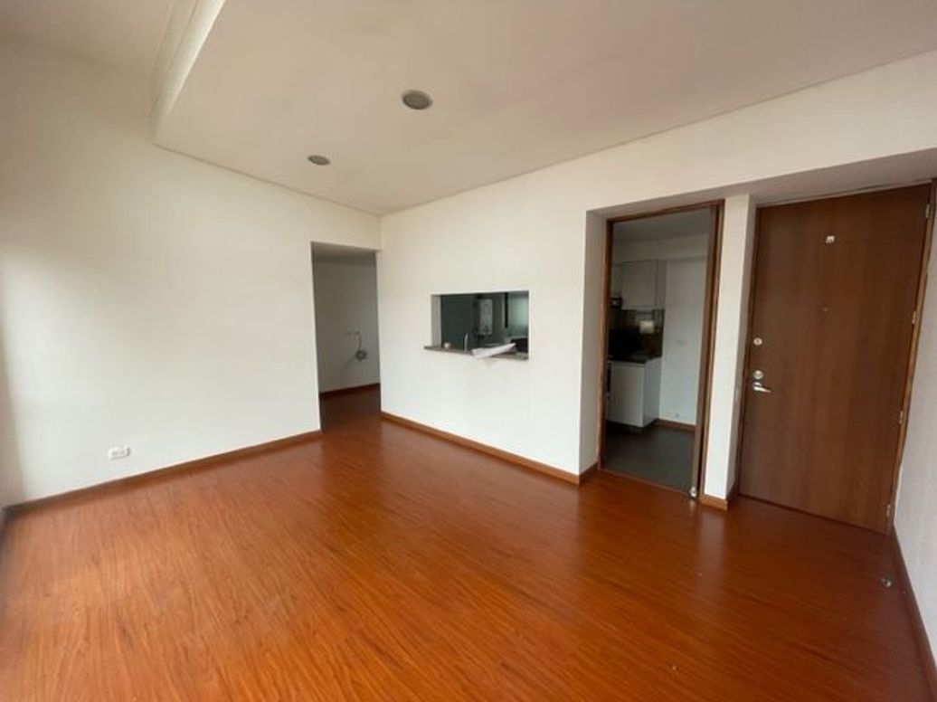 Apartamento de 3 alcobas en venta en La Felicidad, Bogotá, 75 m² · foto 5 de 20
