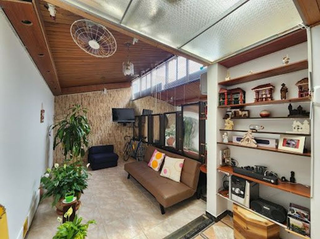 Casa de 3 alcobas en venta en Cedritos, Bogotá, 160 m² · foto 4 de 20