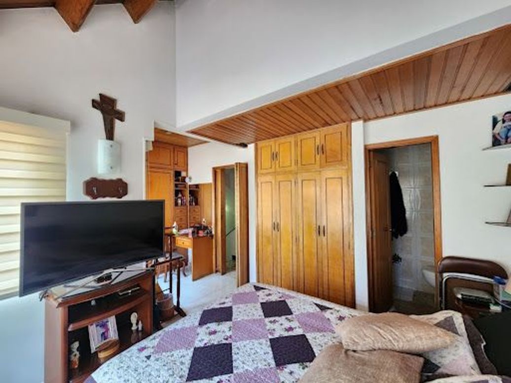 Casa de 3 alcobas en venta en Cedritos, Bogotá, 160 m² · foto 13 de 20