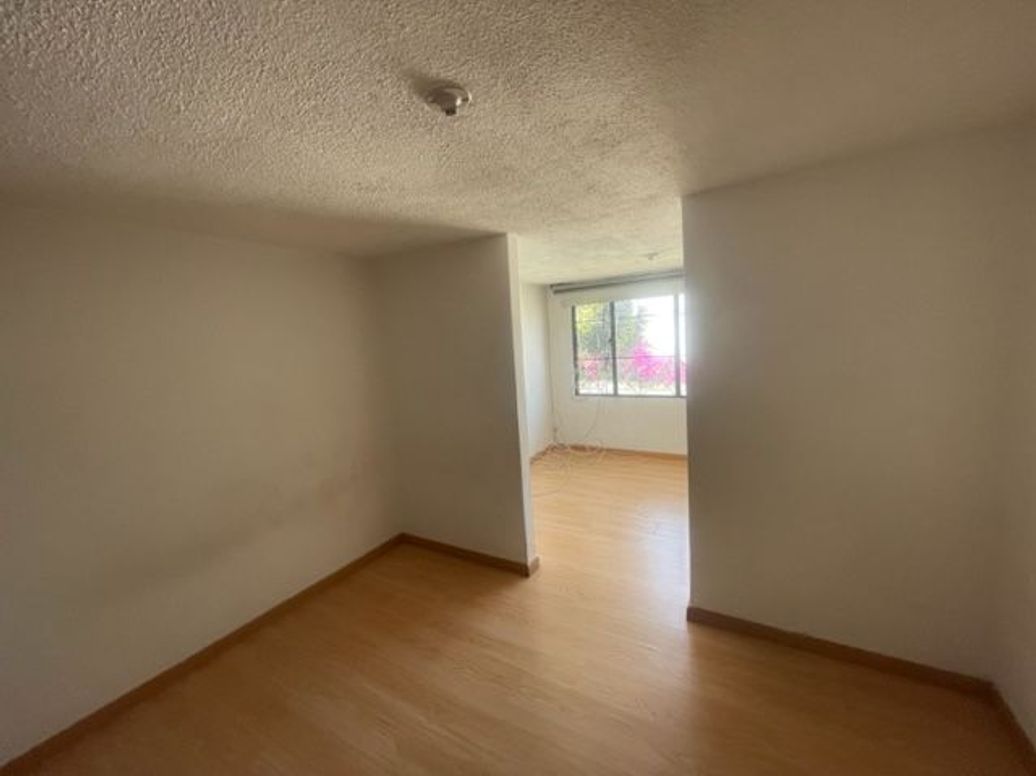 Casa de 5 alcobas en venta en Nueva Marsella Et. I, Bogotá, 256 m² · foto 18 de 20